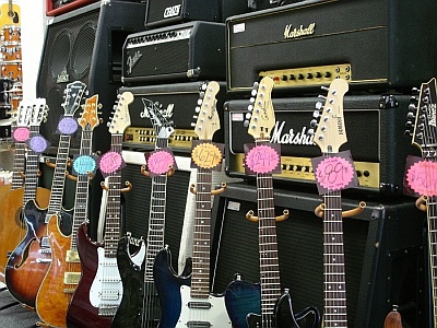 Briz Loan & Guitar